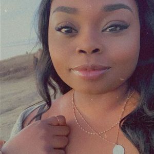 Meet your Posher, Kiana